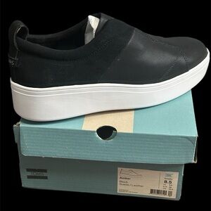 Toms Black Leather Platform Sneakers